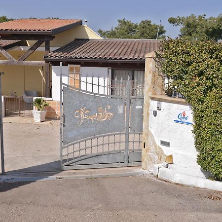 Coral B&B Porto Cesareo Bagian luar foto