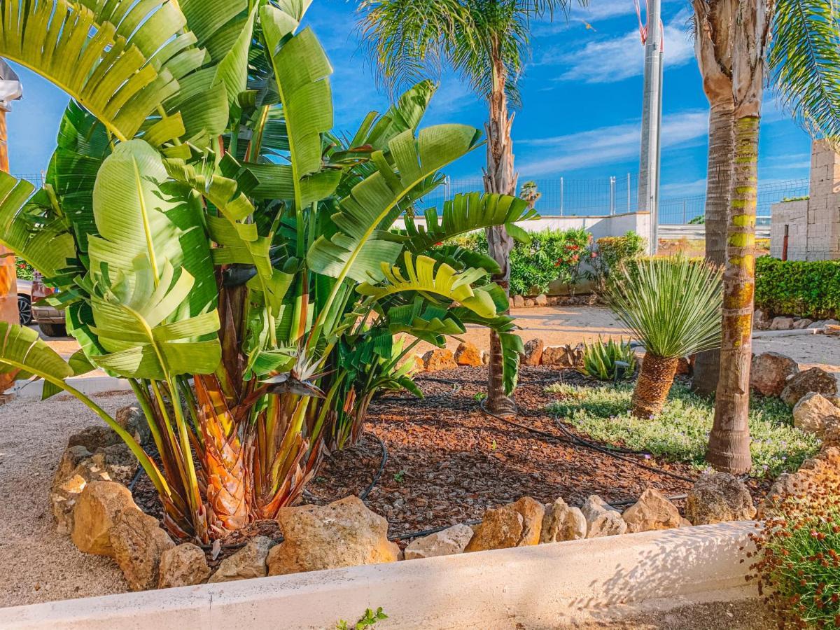 Coral B&B Porto Cesareo Bagian luar foto