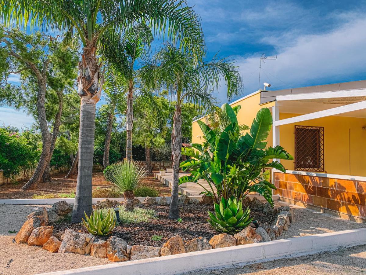 Coral B&B Porto Cesareo Bagian luar foto