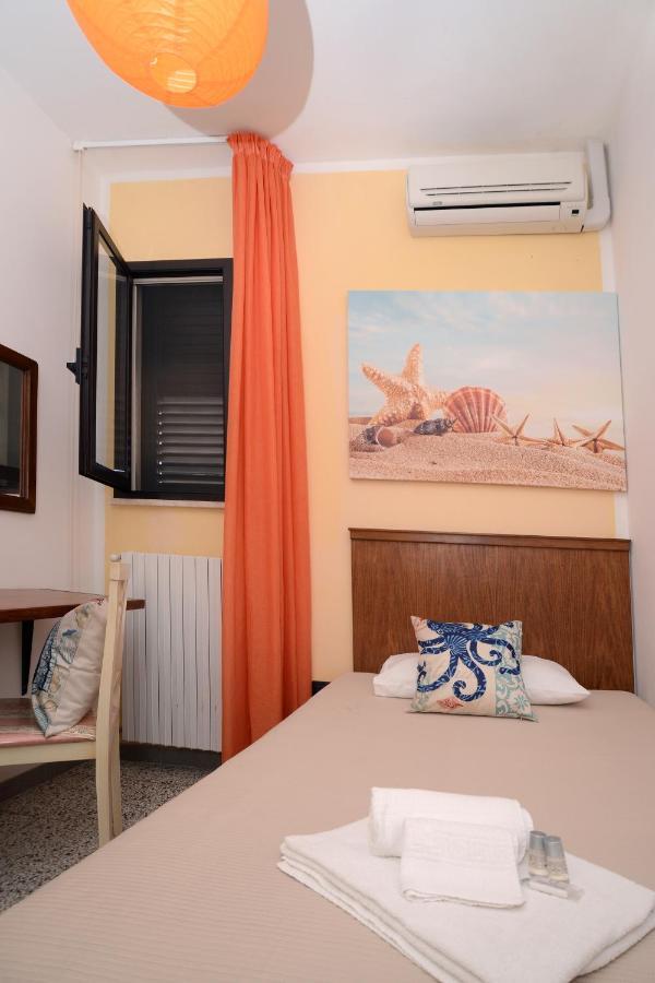 Coral B&B Porto Cesareo Bagian luar foto