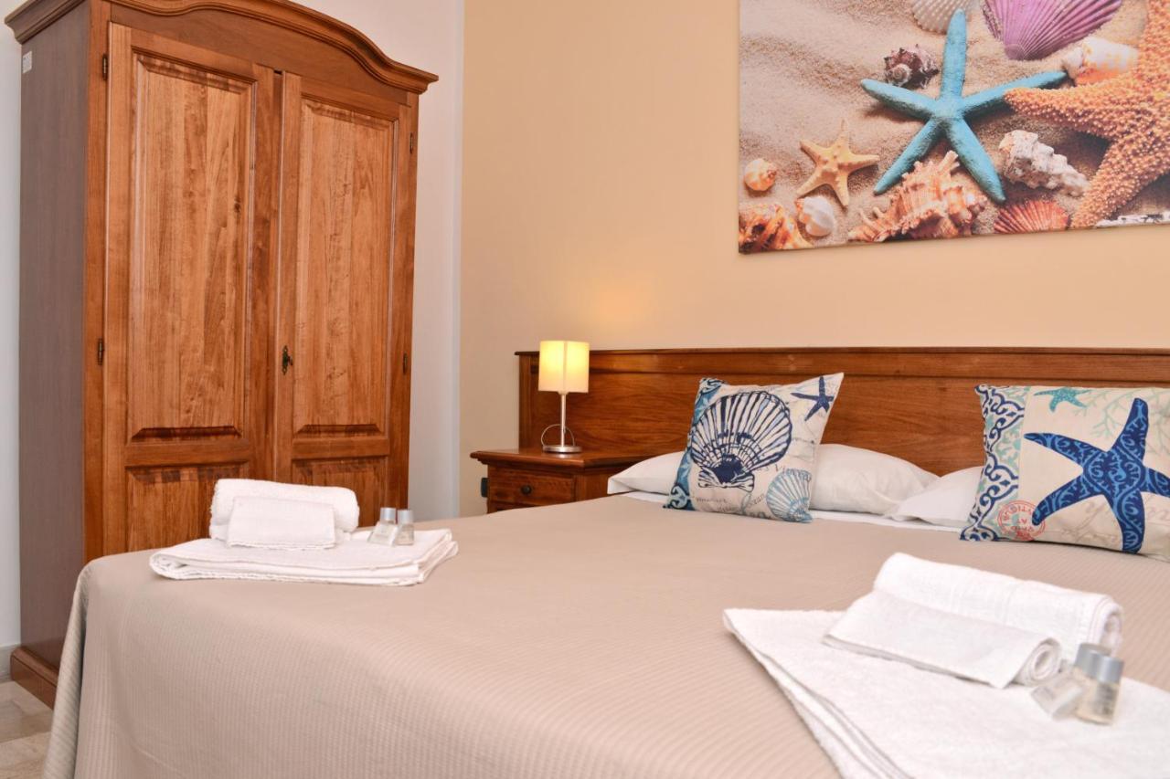 Coral B&B Porto Cesareo Bagian luar foto