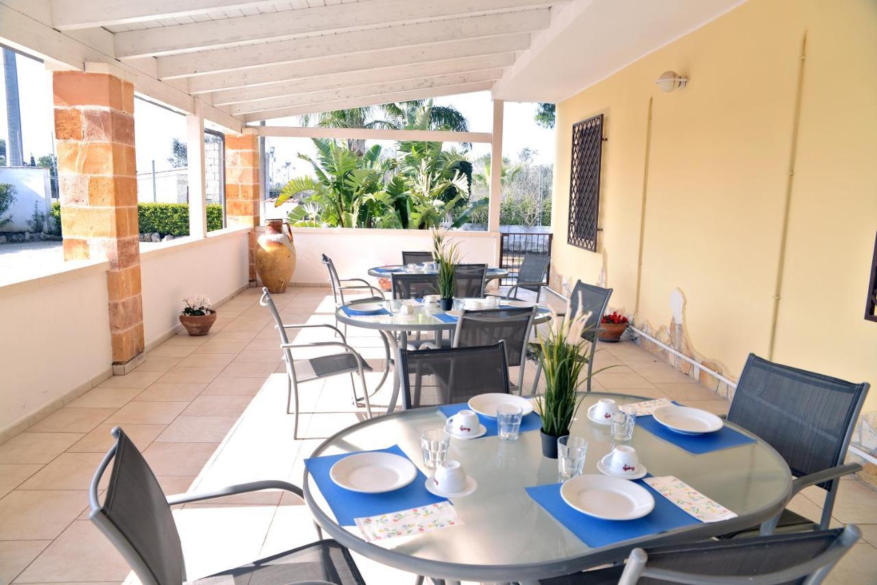 Coral B&B Porto Cesareo Bagian luar foto