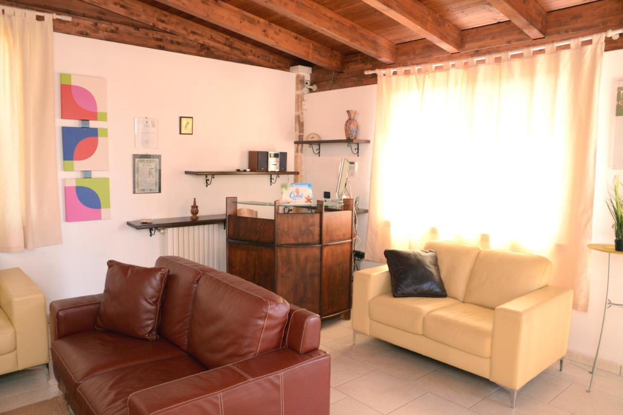 Coral B&B Porto Cesareo Bagian luar foto