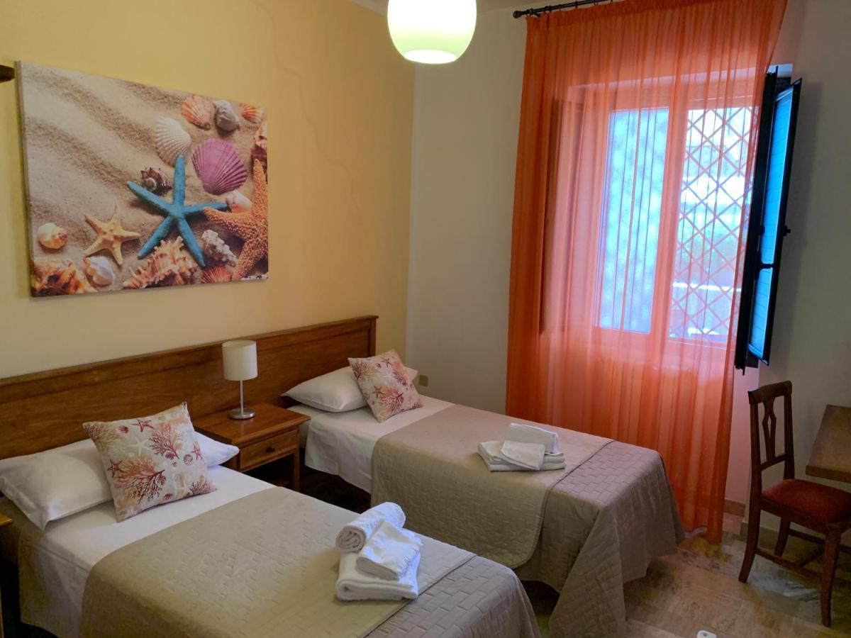Coral B&B Porto Cesareo Bagian luar foto